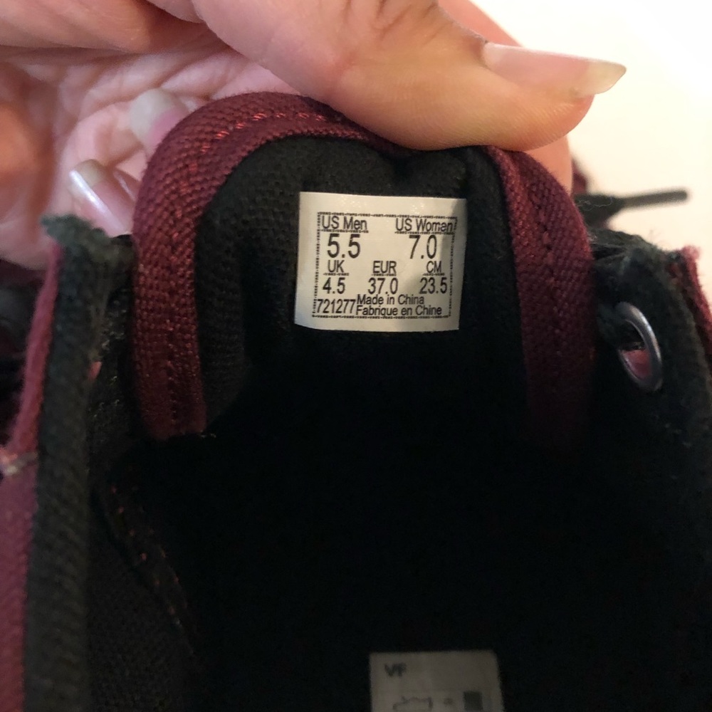 Vans - Picture 2 of 3